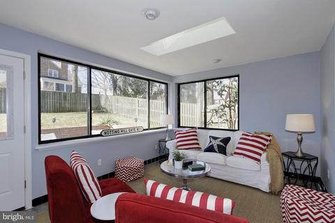 10312 Crestmoor Dr, Silver Spring, MD 20901 photo 13