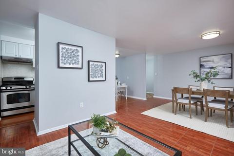 2305 Greenery Ln #T-3-3, Silver Spring, MD 20906 photo 3