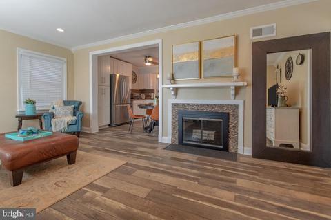 9413 Garwood St, Silver Spring, MD 20901 photo 5