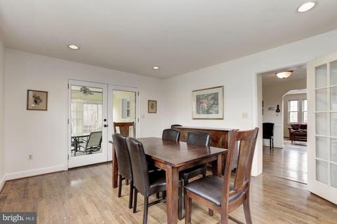 104 Normandy Dr, Silver Spring, MD 20901 photo 9