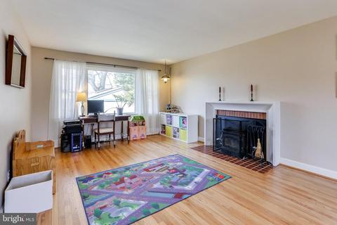 10704 Huntley Ave, Silver Spring, MD 20902 photo 4