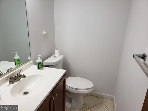424 Legato Ter, Silver Spring, MD 20901 photo 6