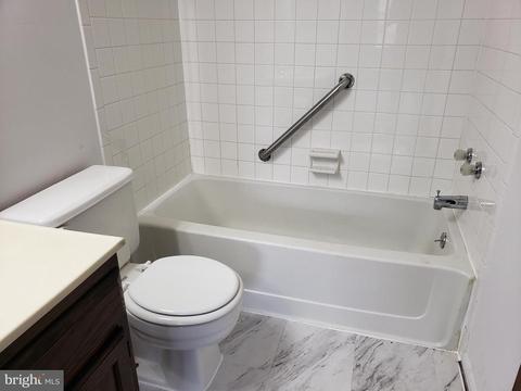 424 Legato Ter, Silver Spring, MD 20901 photo 12