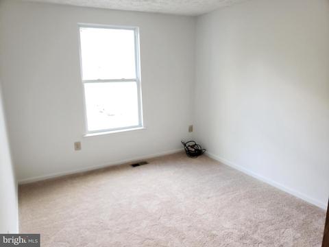 424 Legato Ter, Silver Spring, MD 20901 photo 7