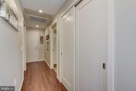 1320 Fenwick Ln #508, Silver Spring, MD 20910 photo 2