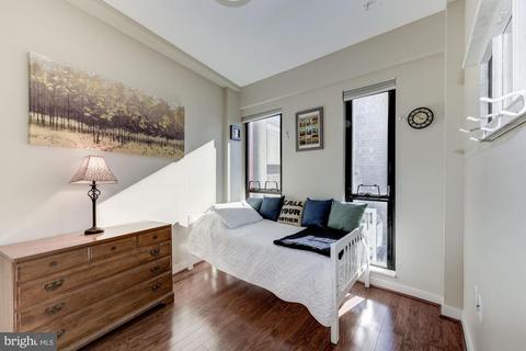 1320 Fenwick Ln #508, Silver Spring, MD 20910 photo 9