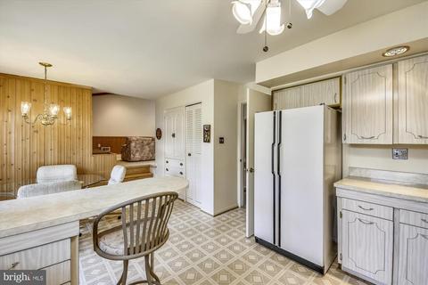 11617 Fulham St, Silver Spring, MD 20902 photo 10