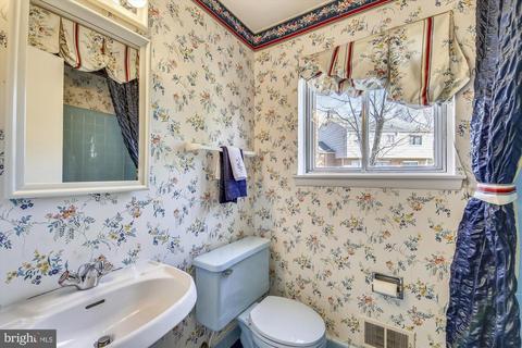 11617 Fulham St, Silver Spring, MD 20902 photo 18