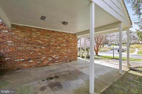 11617 Fulham St, Silver Spring, MD 20902 photo 3