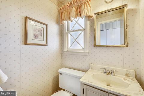 11617 Fulham St, Silver Spring, MD 20902 photo 15