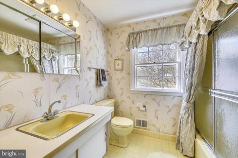 11617 Fulham St, Silver Spring, MD 20902 photo 23
