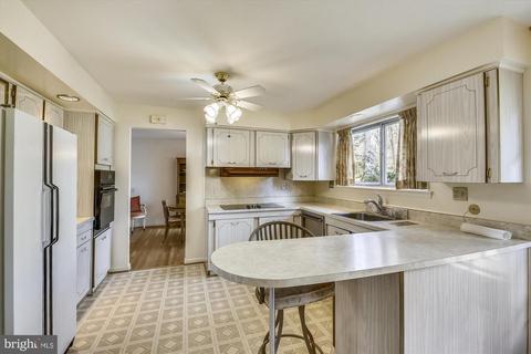 11617 Fulham St, Silver Spring, MD 20902 photo 9
