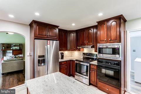 1214 Ednor Rd, Silver Spring, MD 20905 photo 6