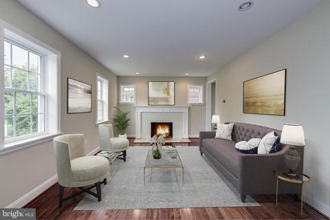 9415 Colesville Rd, Silver Spring, MD 20901 photo 5
