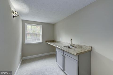 9415 Colesville Rd, Silver Spring, MD 20901 photo 27
