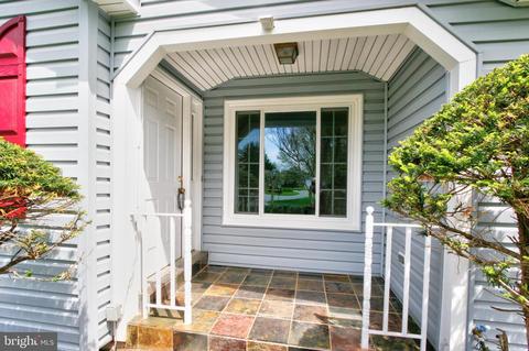 17205 Macduff Ave, Olney, MD 20832 photo 3