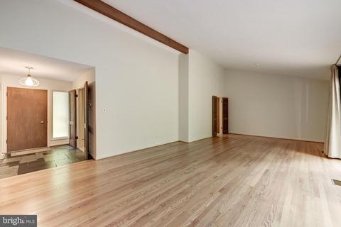 10416 Burnt Ember Dr, Silver Spring, MD 20903 photo 6