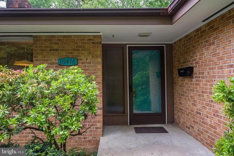 10416 Burnt Ember Dr, Silver Spring, MD 20903 photo 2