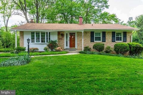 17208 Emerson Dr, Silver Spring, MD 20905 photo 1