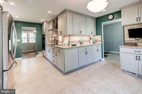 17208 Emerson Dr, Silver Spring, MD 20905 photo 7
