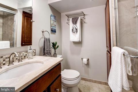 17208 Emerson Dr, Silver Spring, MD 20905 photo 33