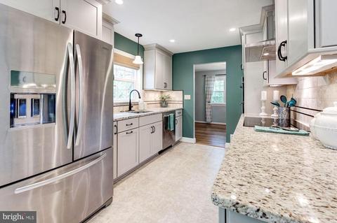 17208 Emerson Dr, Silver Spring, MD 20905 photo 8