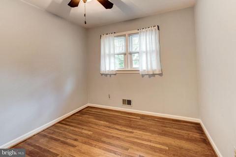 17208 Emerson Dr, Silver Spring, MD 20905 photo 25