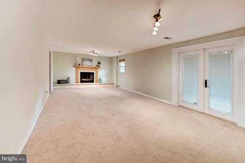 17208 Emerson Dr, Silver Spring, MD 20905 photo 29