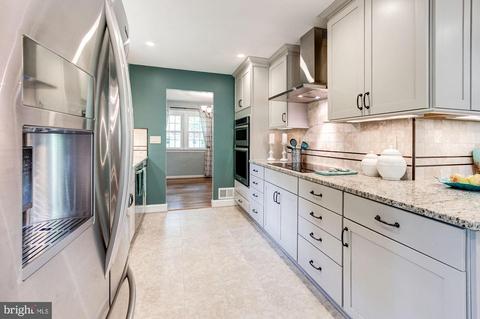 17208 Emerson Dr, Silver Spring, MD 20905 photo 9