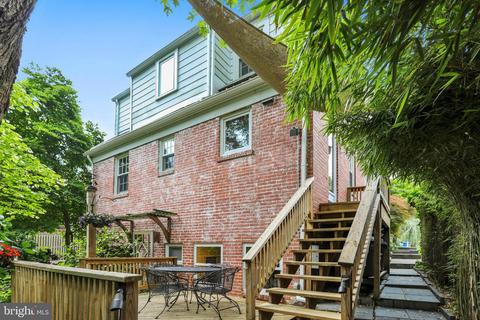 9105 Kingsbury Dr, Silver Spring, MD 20910 photo 3