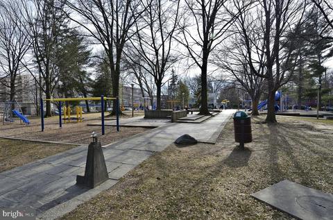 9105 Kingsbury Dr, Silver Spring, MD 20910 photo 83