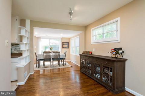 10205 Folk St, Silver Spring, MD 20902 photo 9