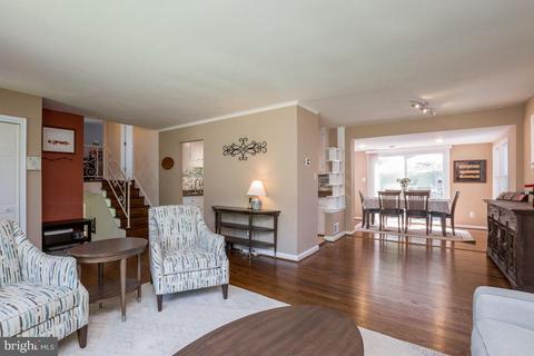 10205 Folk St, Silver Spring, MD 20902 photo 8