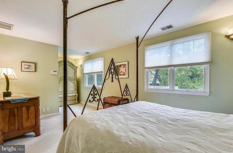 1910 Locust Grove Rd, Silver Spring, MD 20910 photo 22