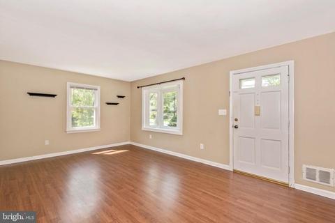 1511 Moffet Rd, Silver Spring, MD 20903 photo 5