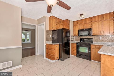 1511 Moffet Rd, Silver Spring, MD 20903 photo 10