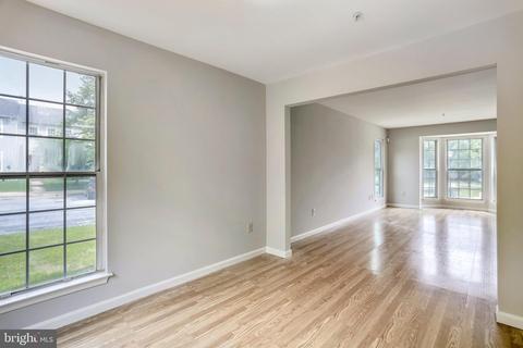 2628 Deer Ridge Dr, Silver Spring, MD 20904 photo 9