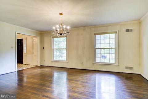 14125 Rippling Brook Dr, Silver Spring, MD 20906 photo 5