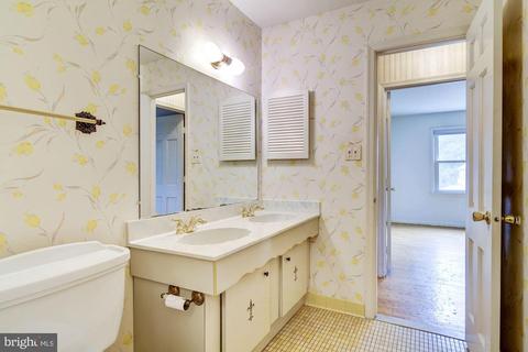 14125 Rippling Brook Dr, Silver Spring, MD 20906 photo 33