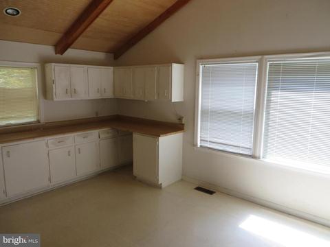 1919 Pagebrook Rd, Silver Spring, MD 20903 photo 6