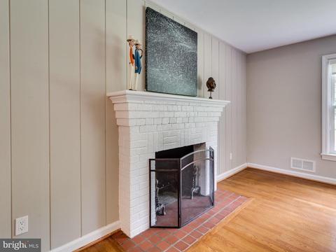 306 Apple Grove Rd, Silver Spring, MD 20904 photo 5