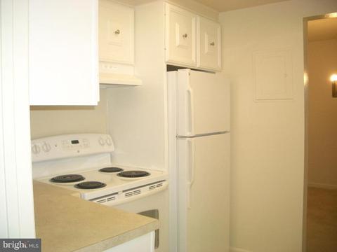 3632 Gleneagles Dr #8-3G, Silver Spring, MD 20906 photo 5