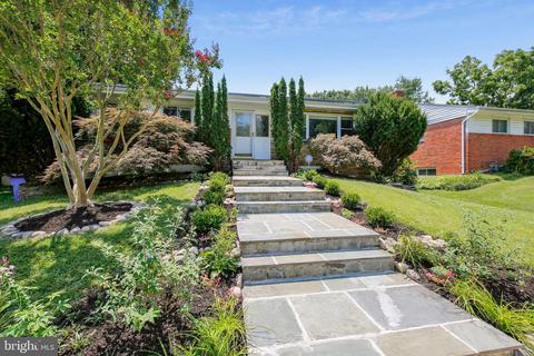 1702 Woodman Ave, Silver Spring, MD 20902 photo 2