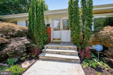1702 Woodman Ave, Silver Spring, MD 20902 photo 1