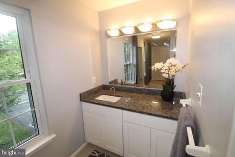 213 Windridge Acres Ct, Silver Spring, MD 20905 photo 16