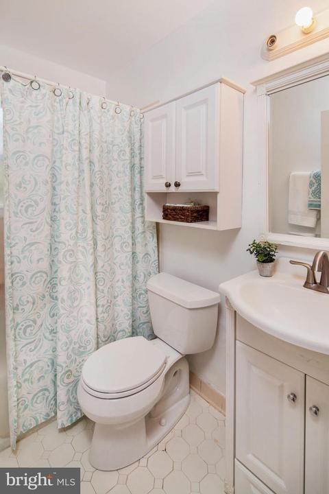 2615 Elmont St, Silver Spring, MD 20902 photo 13