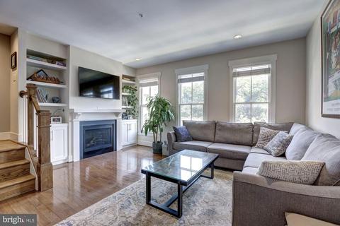 2720 Cassedy St, Silver Spring, MD 20910 photo 8