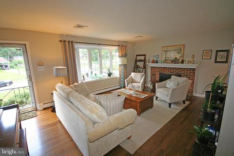 2500 Seibel Dr, Silver Spring, MD 20905 photo 4