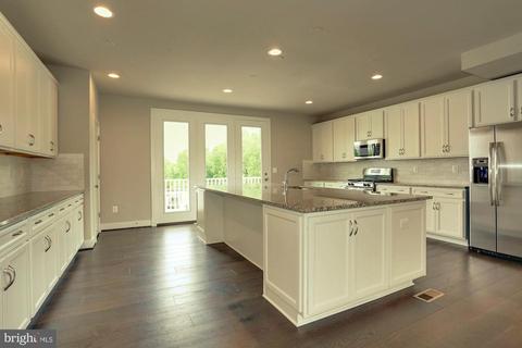 105 Klee Aly, Silver Spring, MD 20906 photo 2