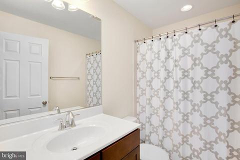 3618 Summer House St, Silver Spring, MD 20906 photo 23